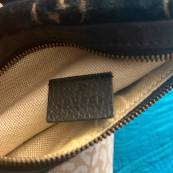 Authentic Gucci Waist bag - Picture 2 of 4